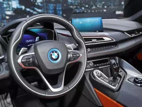 宝马纯电车型i3降幅超10万,宝马i3快充款带热泵