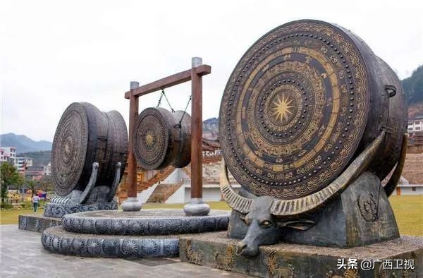 世界大赛奖杯对比,世界赛冠军奖杯归谁所有