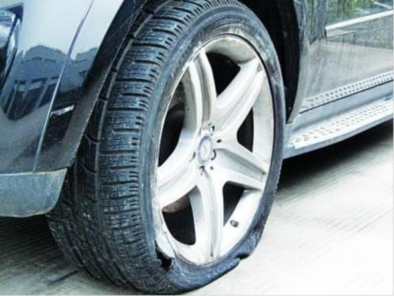 车险全责赔不赔,车险赔不赔医药费