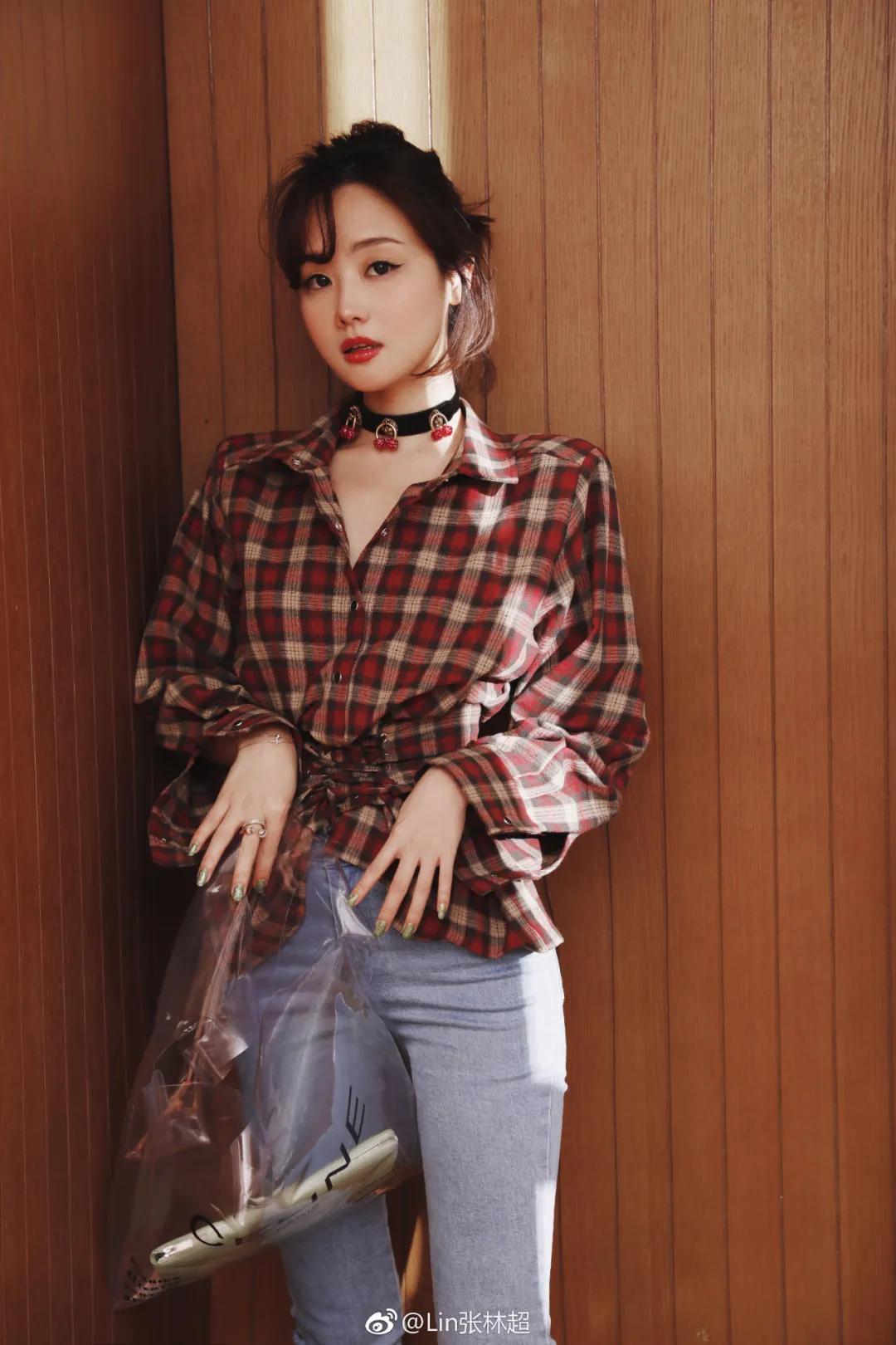 肩宽的人怎么穿才好看,肩宽的女生怎么穿好看