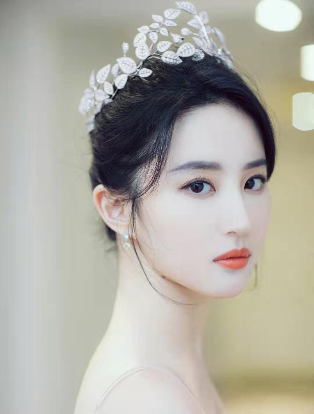 公认四种最丑的唇形图片,最丑的4种唇形女