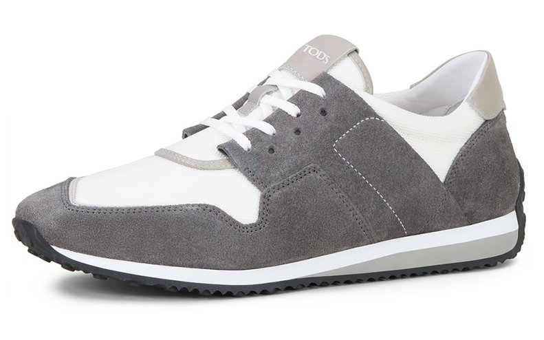 白旅游鞋鞋边发黄怎么洗白妙招,怎样洗旅游鞋白旅游鞋不发黄