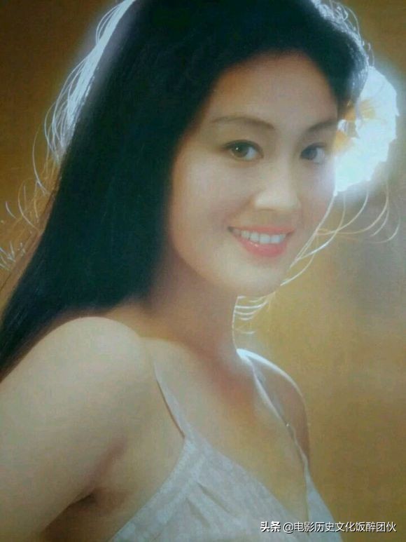 属于王姬的人生标签：皇城根儿下的北京大妞与永不退缩的坚强女人