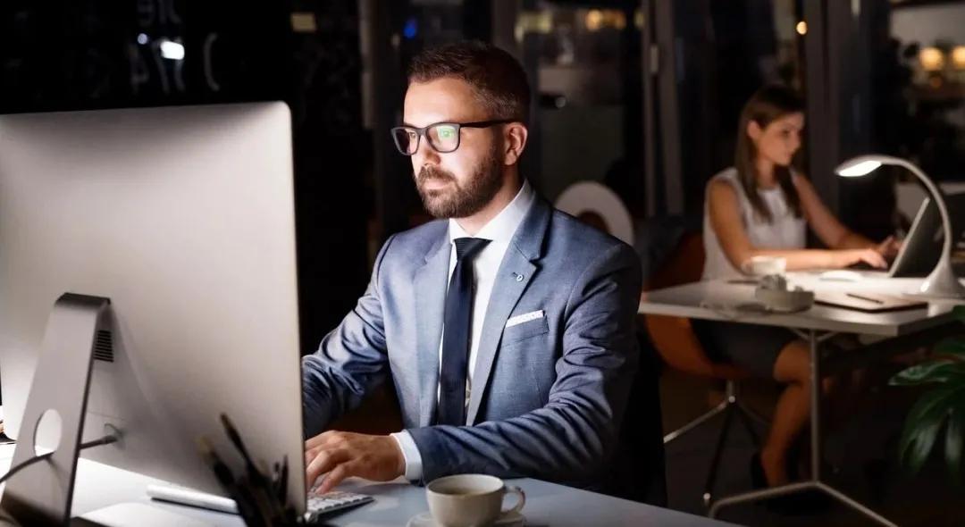 工资5000一年能存多少,年轻人下班后搞副业月入过万