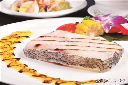 银鳕鱼是中层鱼么,银鳕鱼是真的鳕鱼吗