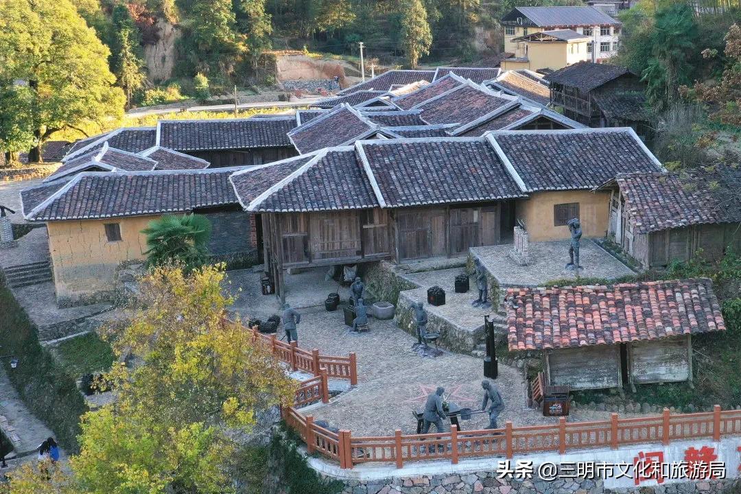 嗨！重新认识一下，我叫建宁！进来为我投票吧！