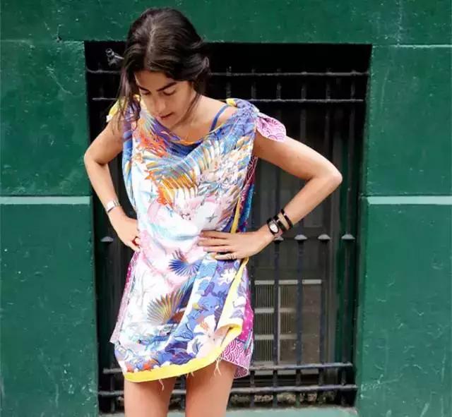 爱马仕丝巾贵的原因,爱马仕丝巾白标和黑标区别