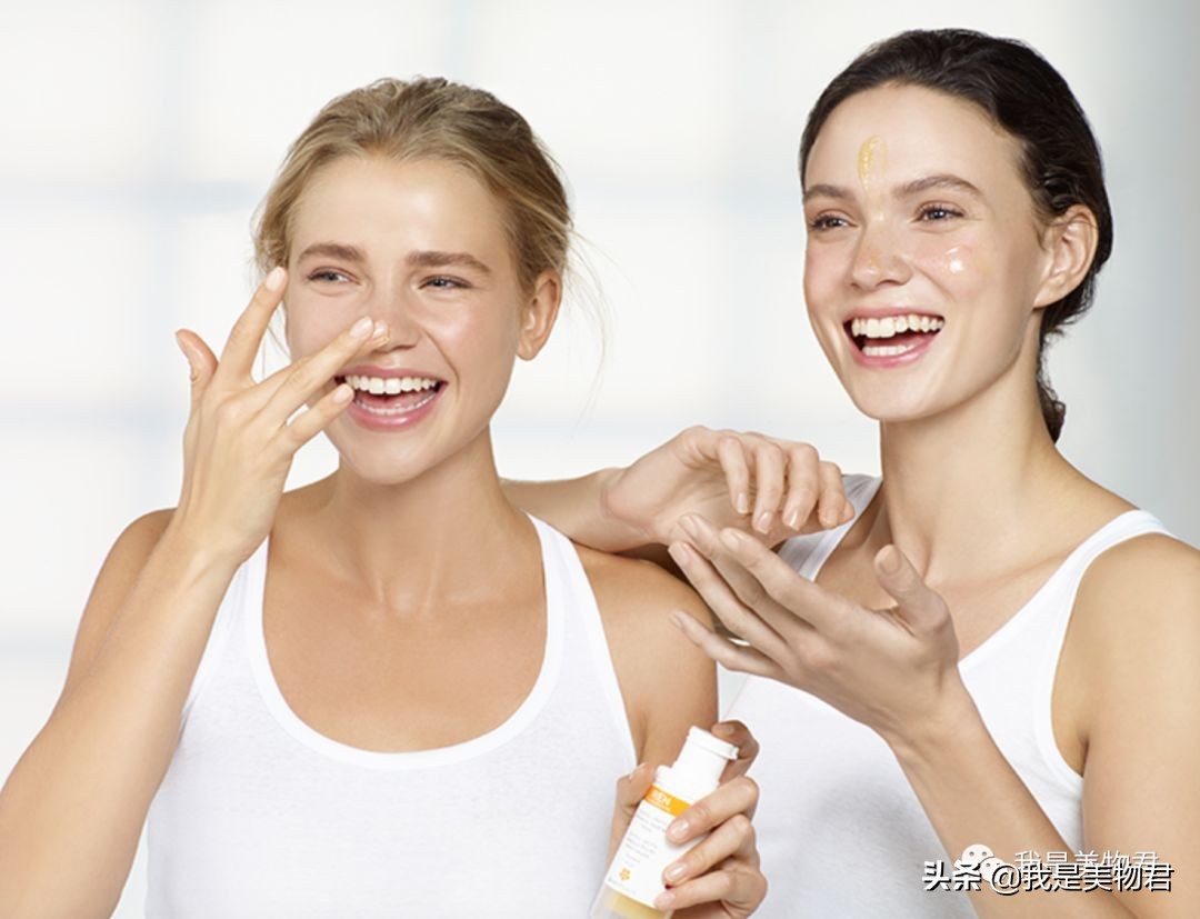 胸口毛孔粗大是什么原因,皮肤粗糙暗沉毛孔粗大什么原因