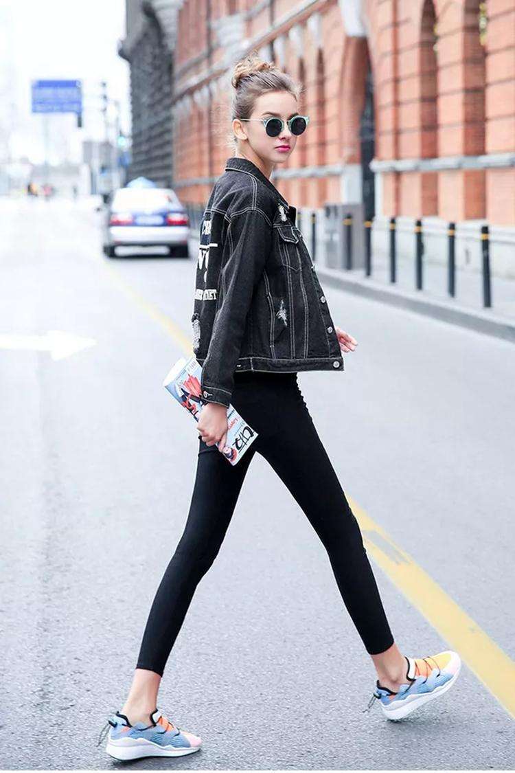 小个子女生裤子别乱买,尽量远离这3种裤子,不然显腿短还没气质