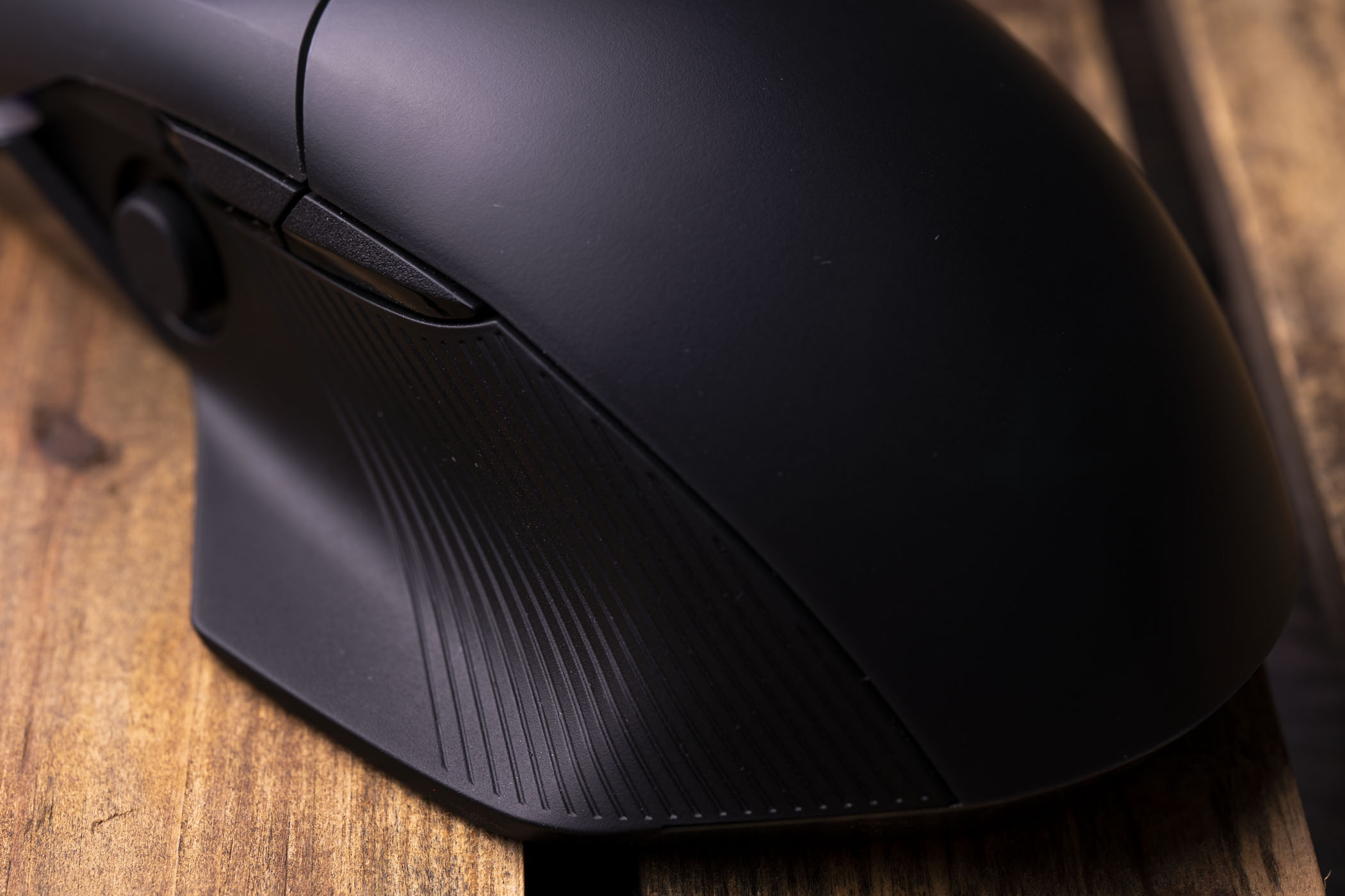 华硕rog魔刃鼠标,华硕rog月刃鼠标测评