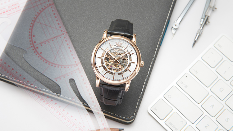 阿玛尼全自动镂空机械方形男表,阿玛尼全自动机械镂空男士手表