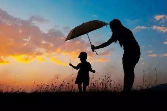 国外丁克和国内丁克一族有什么不同，步入老年后，结局不同