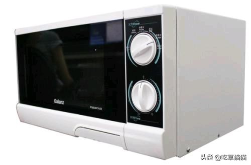 生活妙招微波炉清洗油垢,微波炉气味很大怎么办