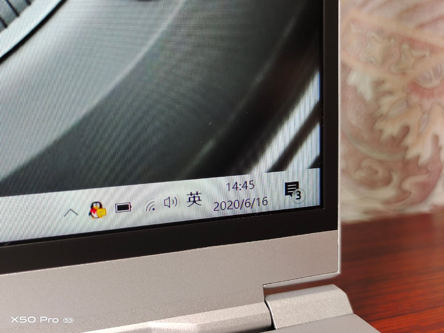 机械革命4060笔记本中正评测,机械革命code01