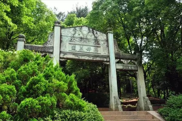 中国最值得去的八大古村落,中国最值得去的十个古村落