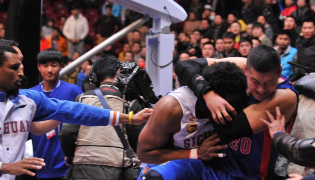 中国男篮十大打架高手第一名,中国男篮打架十大人物