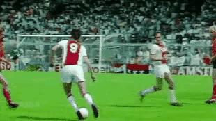 世界足坛目前十大巨星第一名,世界足坛历史十大巨星