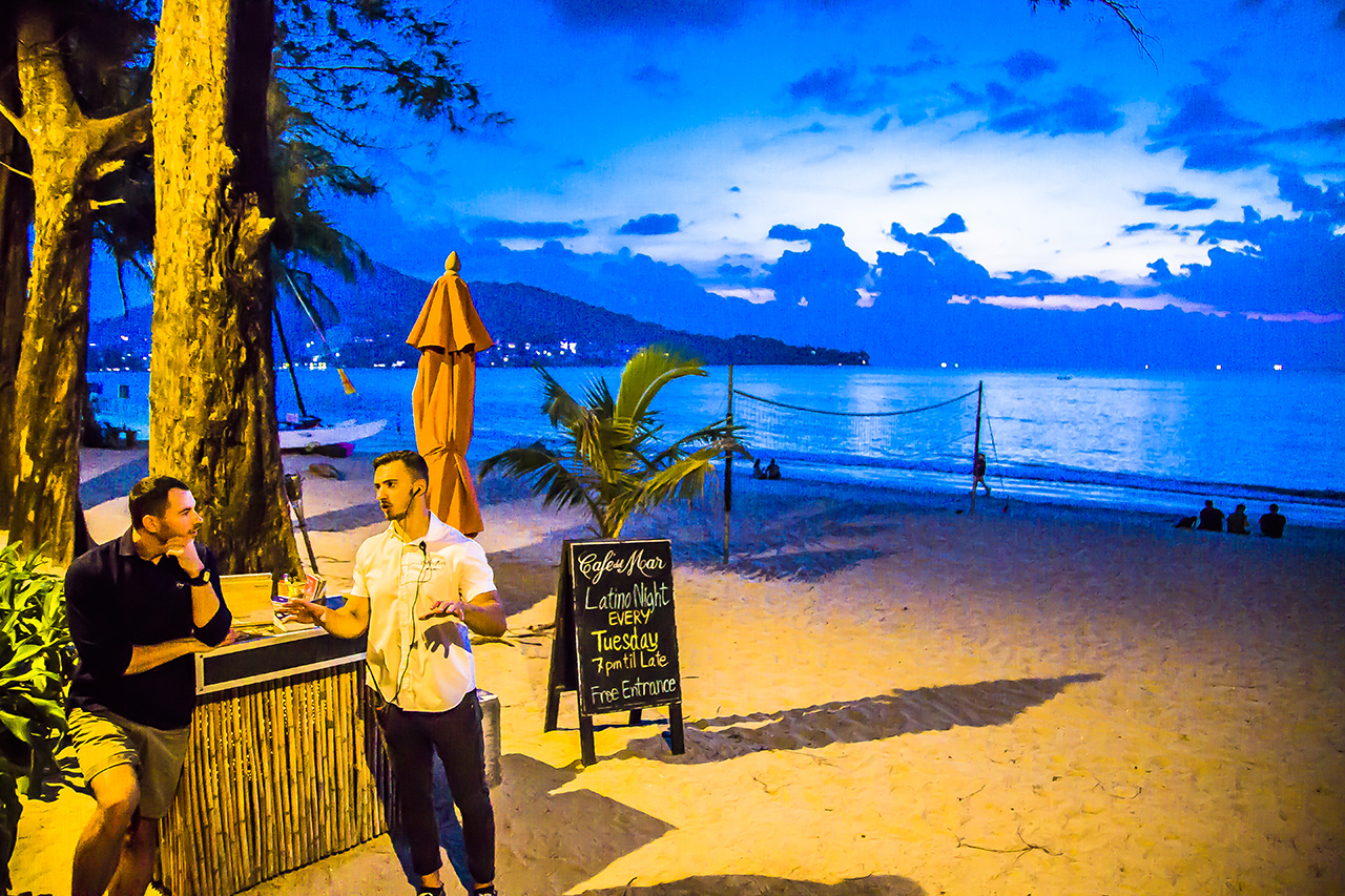 泰国旅游都是中国人,泰国普吉岛中国人多吗