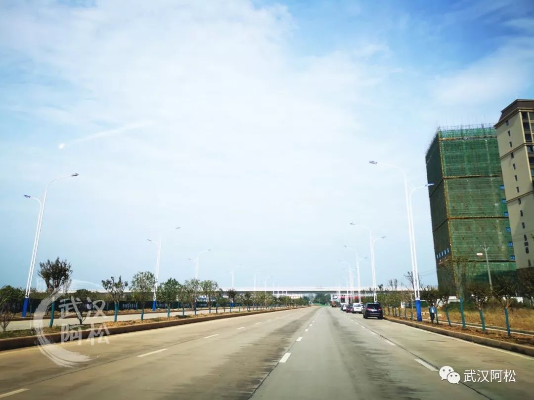 神盘复刻？再建一座中粮祥云！配套不足自己建！