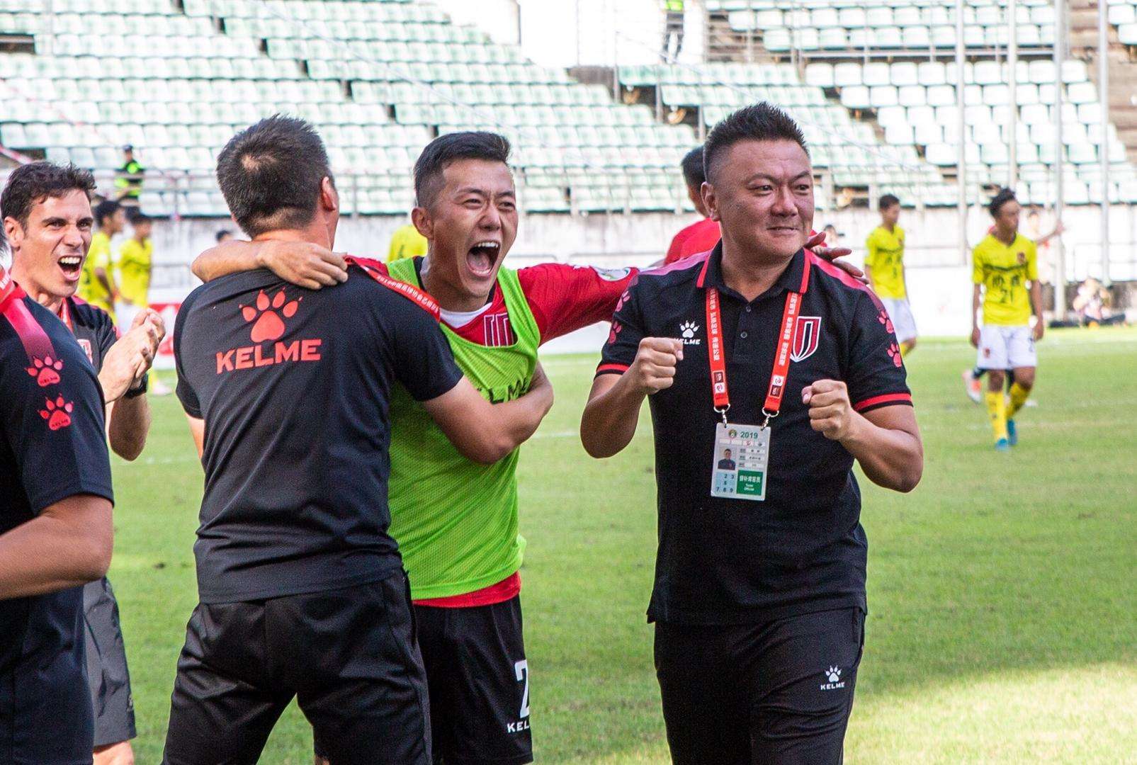 中甲成都兴城对四川九牛,成都兴城和九牛