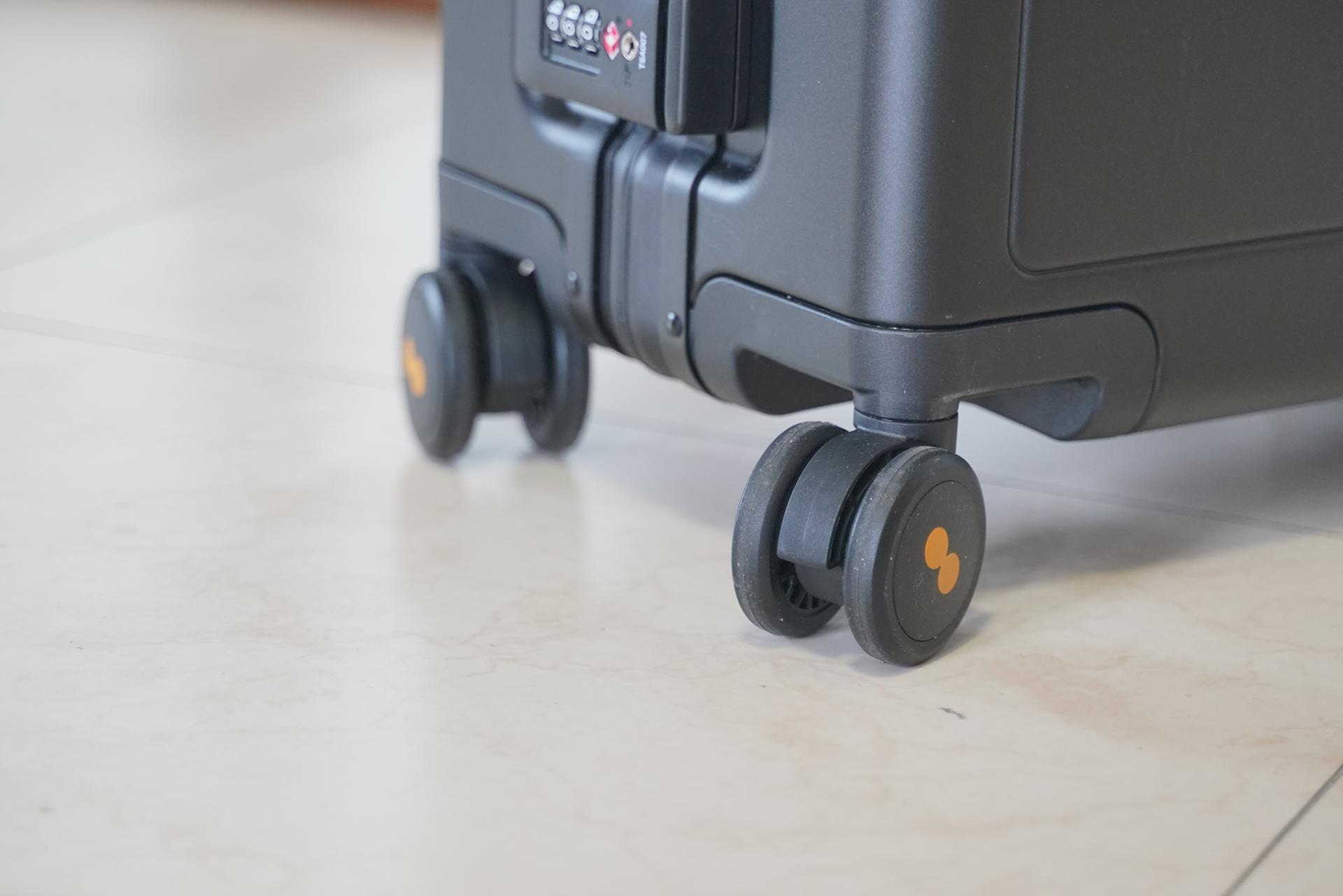 要颜值还是要实用,小米90分和地平线8号拉杆箱对比