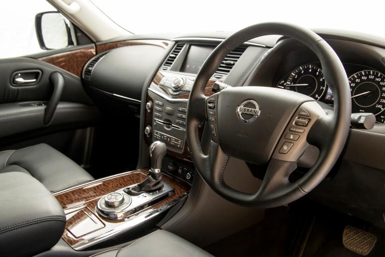 新款途乐中东图,新款途乐黑色图片