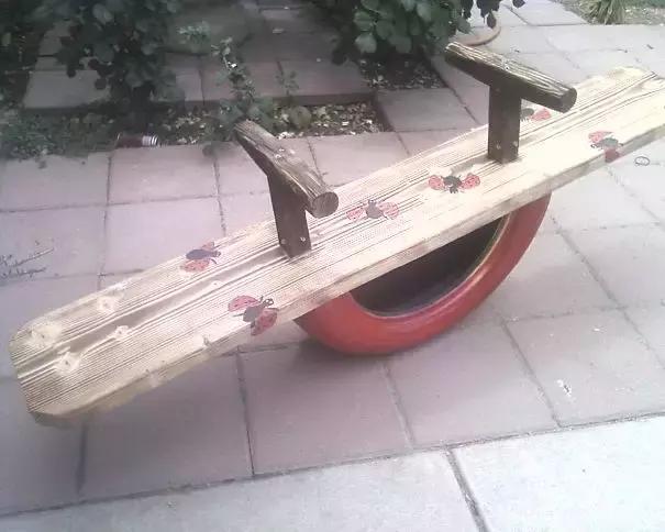 旧轮胎千万别扔变废为宝,旧轮胎不割怎么样做花盆