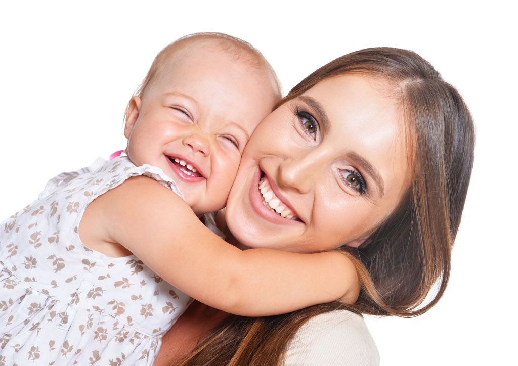 新生儿会只认一个人,新生儿1个月就会认人吗