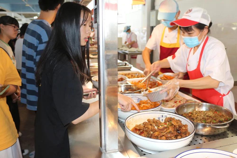 守护舌尖安全呵护师生健康,保护舌尖上的安全在行动