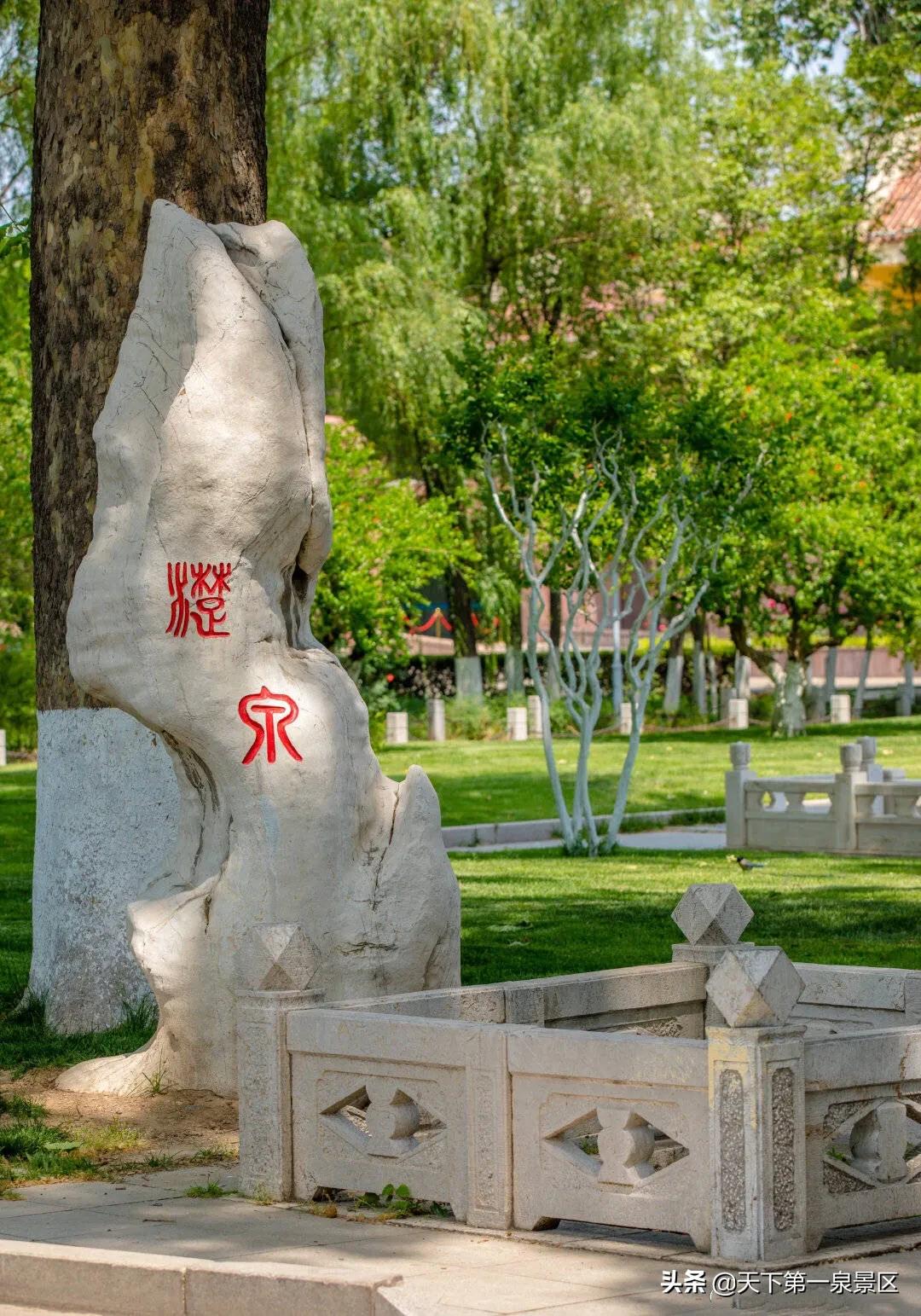 济南珍珠泉为天下第三泉,济南的珍珠泉