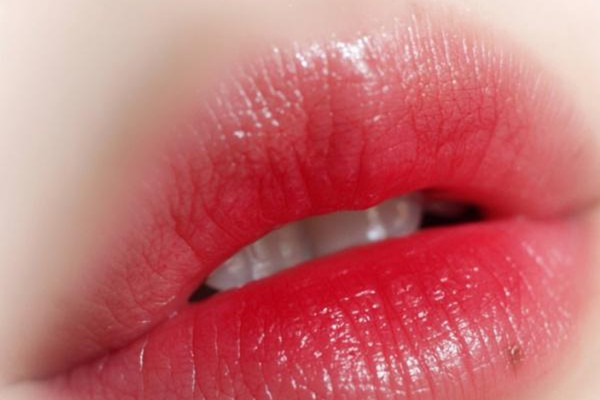 兰蔻525小樱桃试色,兰蔻525和196套装