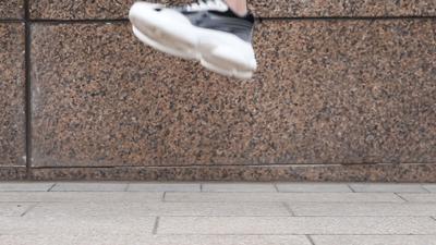 阿迪椰子鞋哪款好穿,脚感媲美椰子的国产鞋