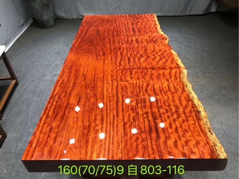 实木大板和红木家具哪个好,金丝楠木大板和巴花大板哪个好