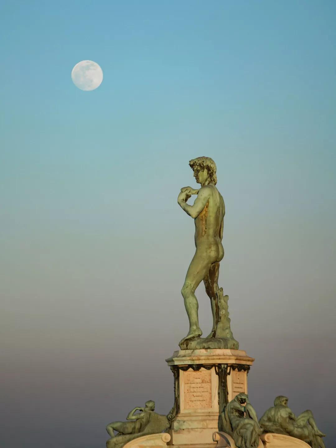 世界各大博物馆稀世珍宝,捐出百万家产的女人