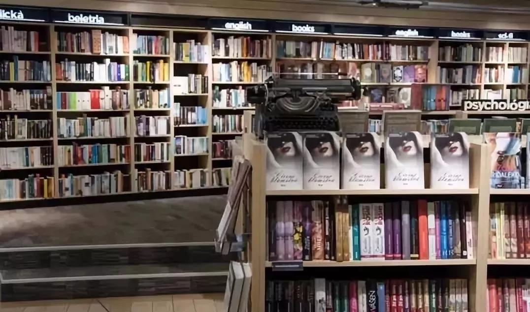 2021上海公办初中排名前十,2020初中排名上海