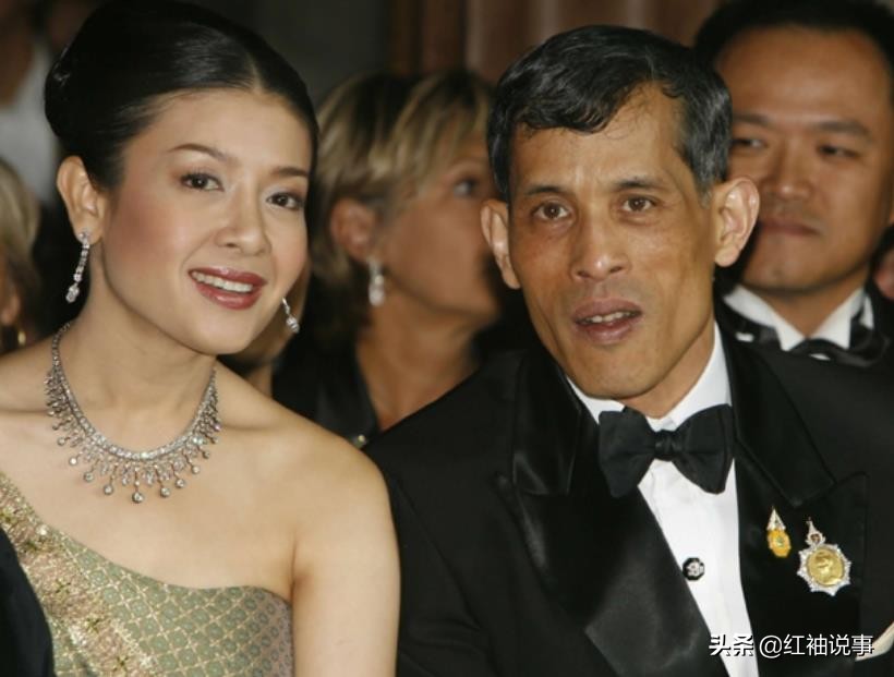 提帮功缺席泰王70岁生日,69岁泰王终于回心转意