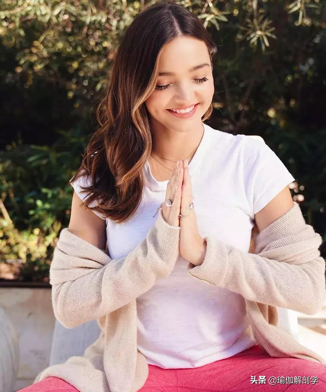 为什么练瑜伽的人长寿,为什么练瑜伽的人比一般人快乐