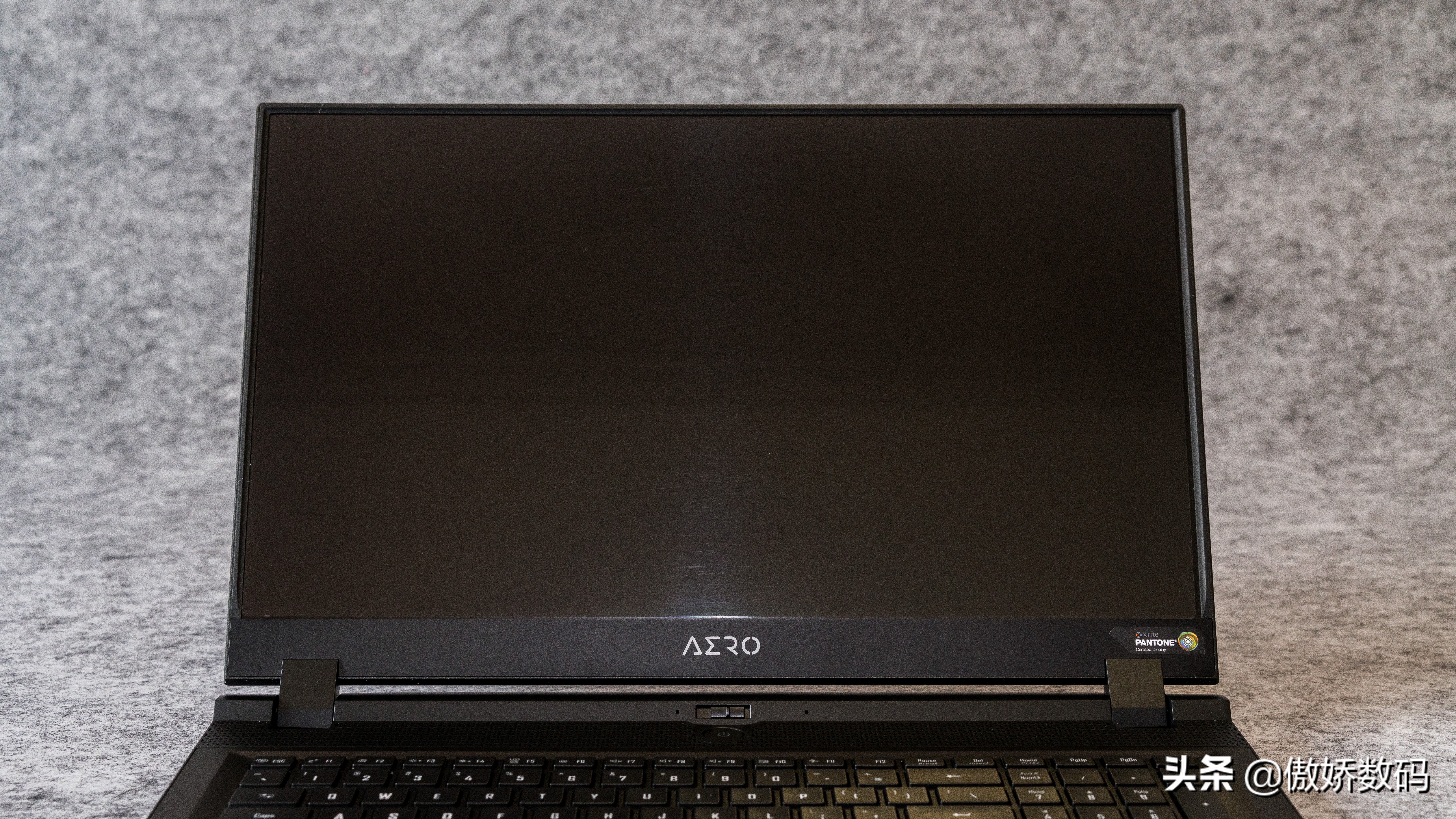 两万以下的游戏本,两万的游戏电脑配置