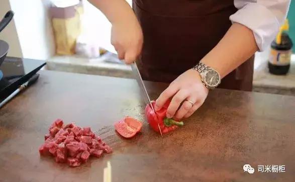 便宜岩板的弊端,金刚狼建材