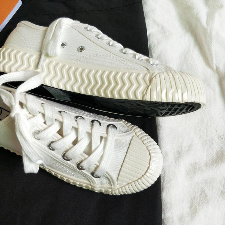 好看又实用的小众鞋,终于找到一双走路带风的鞋