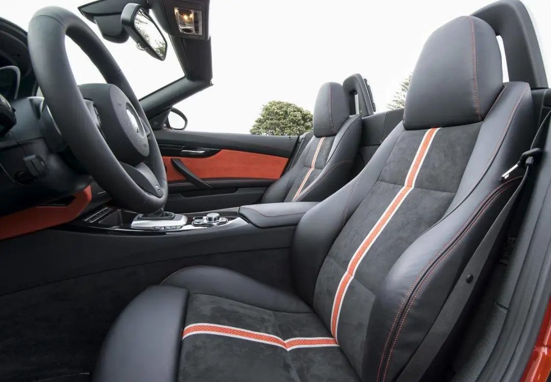 十多万的二手敞篷跑车值得买吗,豪华敞篷跑车四座推荐