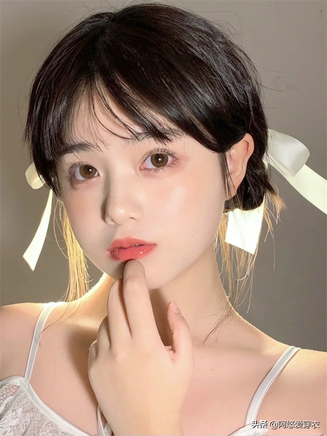 上班三分钟化淡妆,上班化淡妆的整个步骤