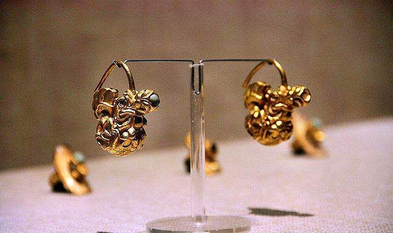 玦,珥珰,耳环,一起来看看耳饰从古到今的演变历程