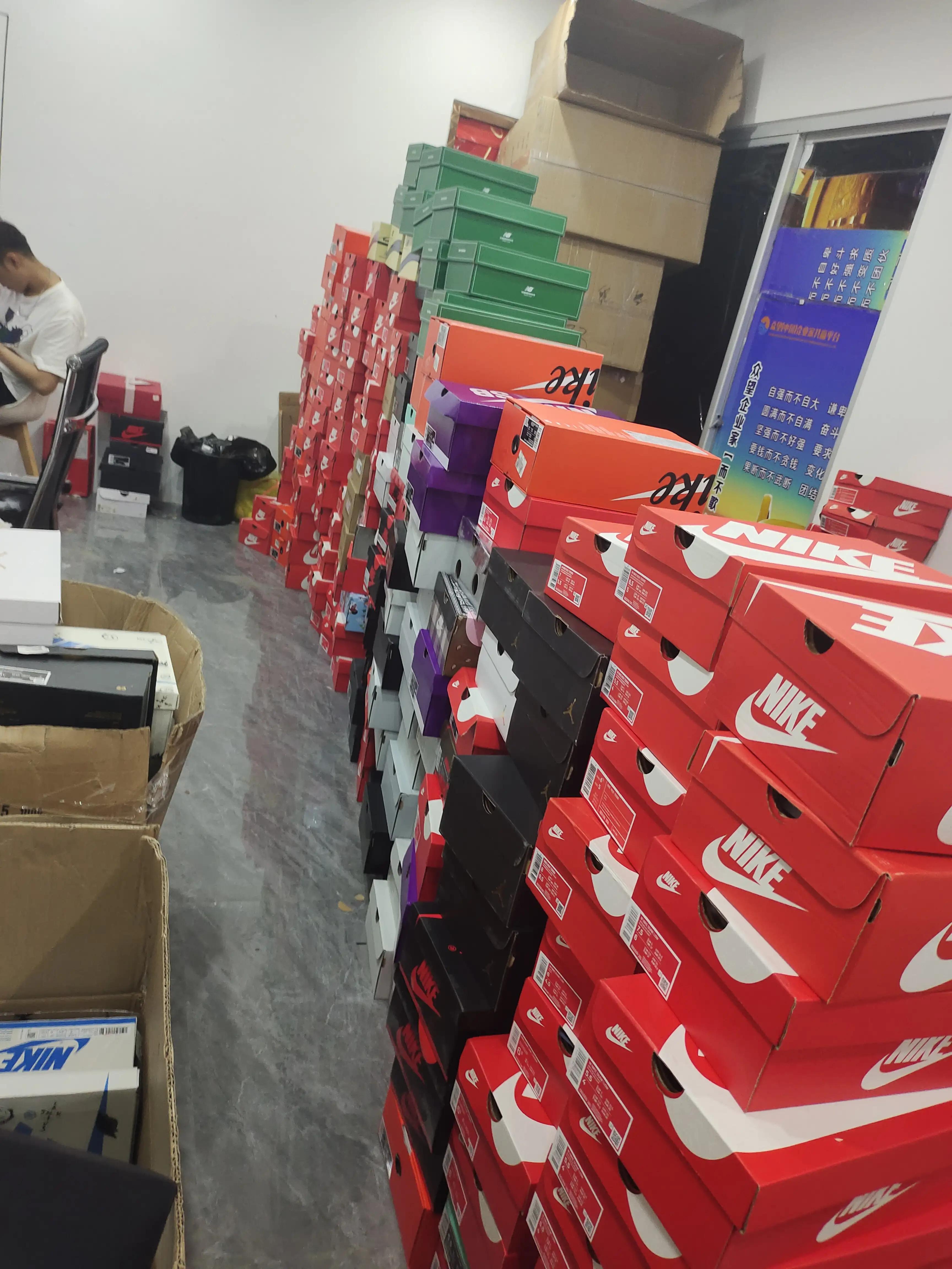 安踏40.5和41码区别大吗 (阿迪40.5和41码差多少)