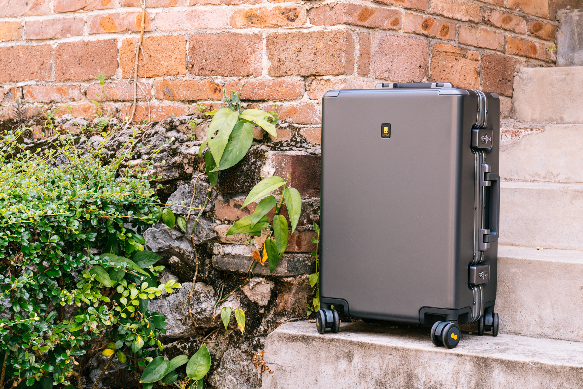 简约有范儿地平线8号行李箱,24寸地平线8号行李箱评测