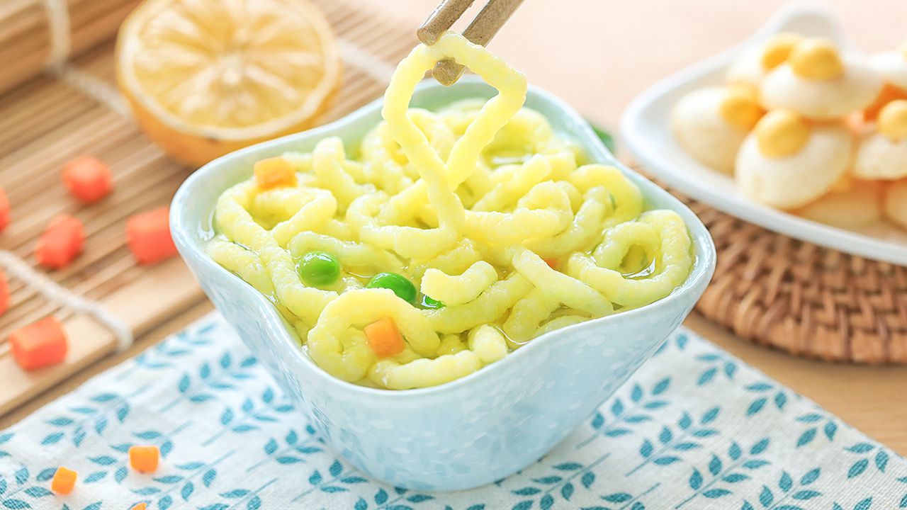 小孩小便便秘怎么快速解决,宝宝小便黄便秘