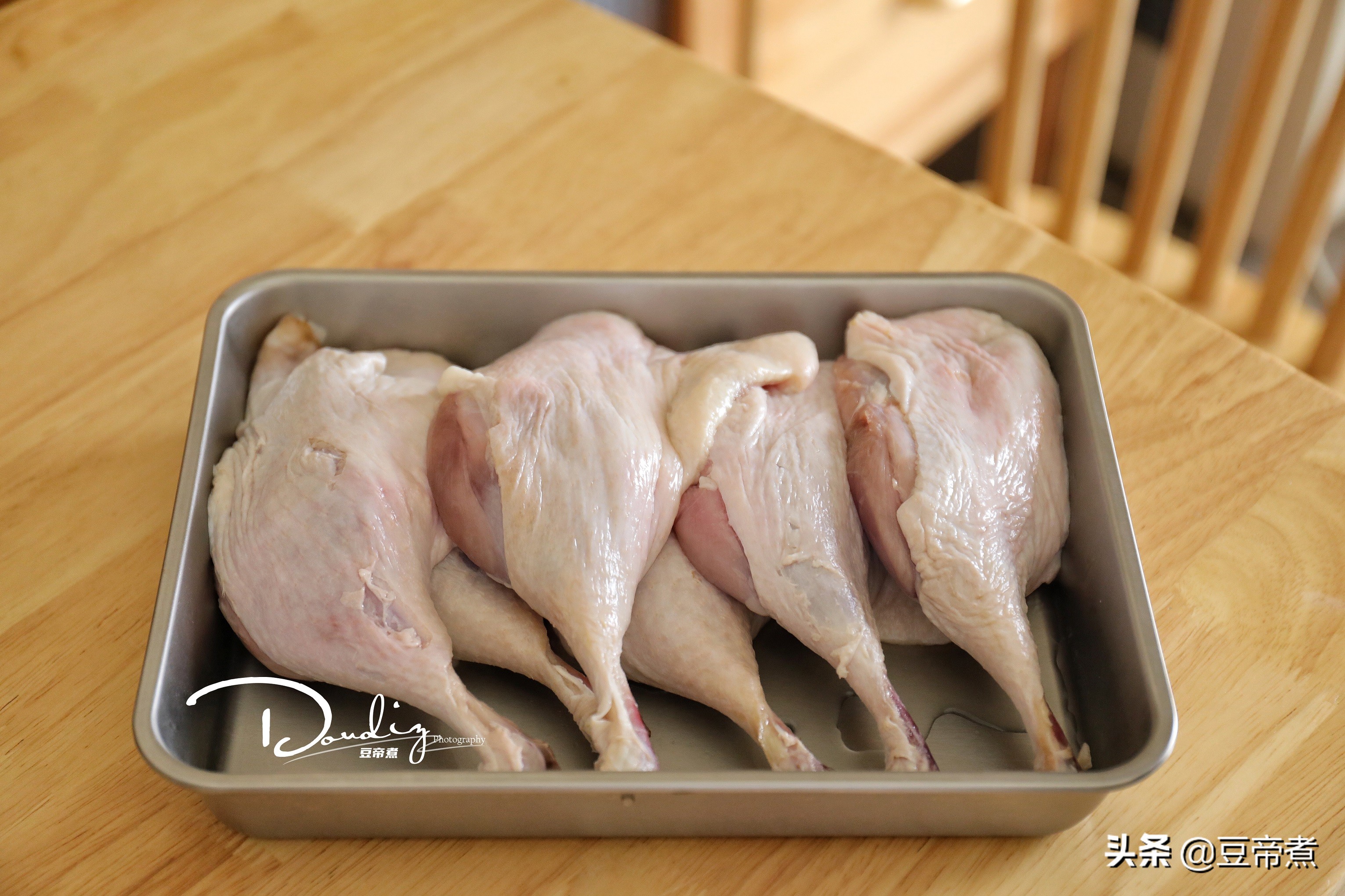 八十年代特色老盒饭,八零年代铁饭盒便当