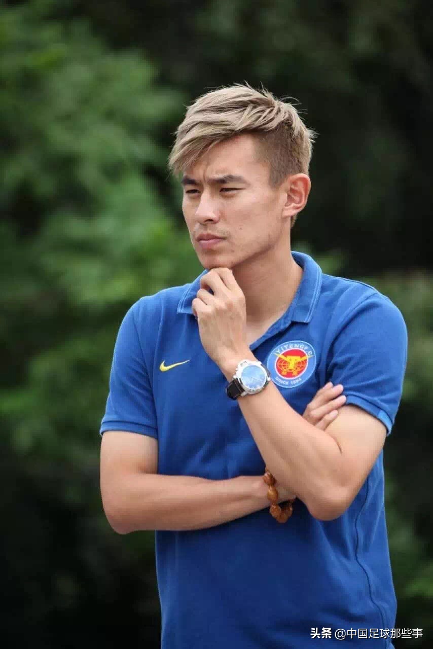 中国足坛第一帅哥,足球史上最帅的球员排名