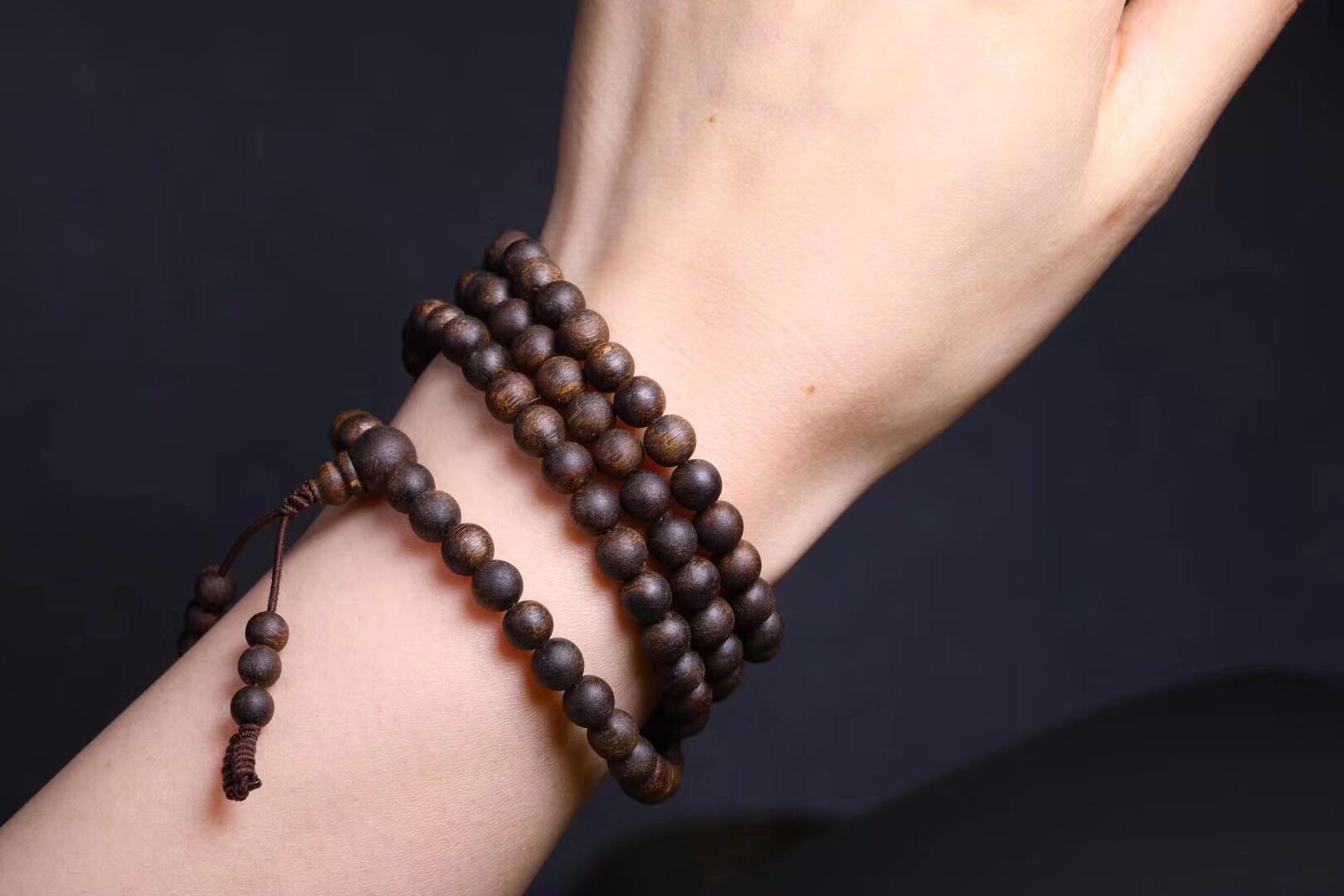 沉香入门基础知识大全,野生沉香和人工沉香手串辨别