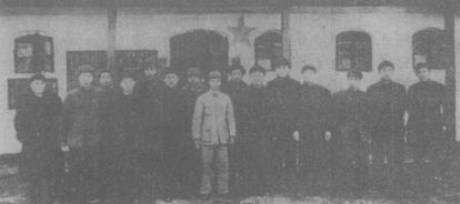 1950年，多名开国元勋联名请求寻找“代号OX”，接进京享18级待遇